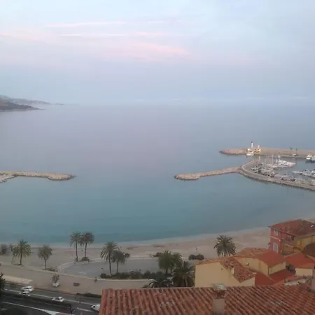 Vue Mer Vieille 2 Pers Apartment
